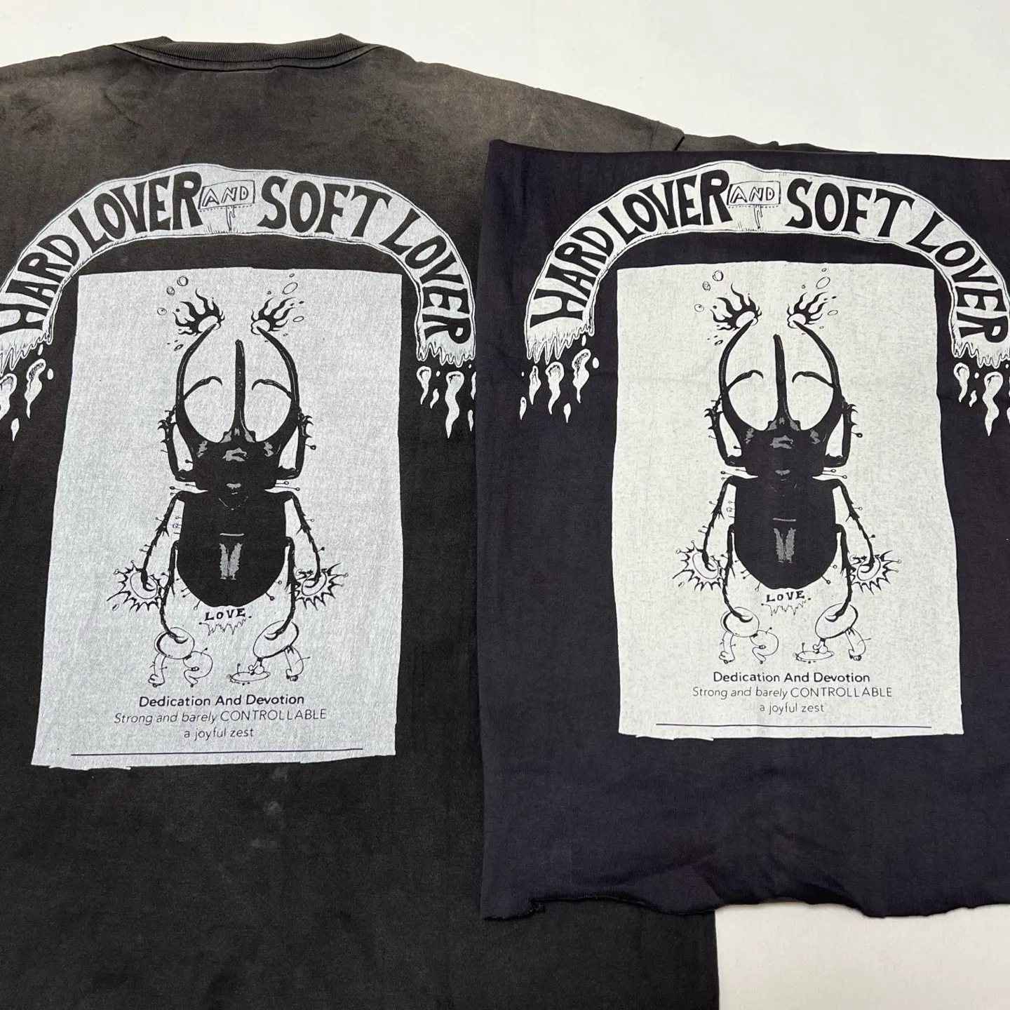 Printing proofing SAINT Mxxxxxx SS TEE/THE ETERNAL/BLK Latest model Skull beetle distressed sulfur-dyed retro short-sleeves Washed black S-XL Garment dyeing Re-washed to distress Ma Liu faded Top-notch printing process Simulated natural distressed style Genuinely correct version Original consistent main mark/washed mark/angel anti-counterfeiting mark